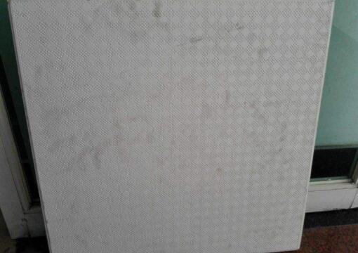 高晶板出现污渍如何清洁